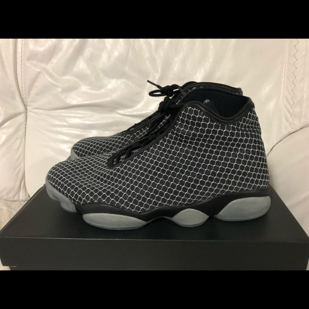 Nike Air Jordan Horizon Black White New - Picture 2 of 6